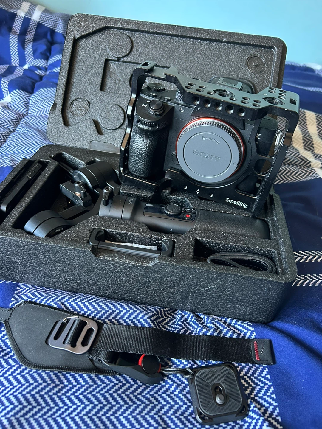 Sony A7iii+Zhiyun Crane M2 Gimbal+Small Rig+Strap