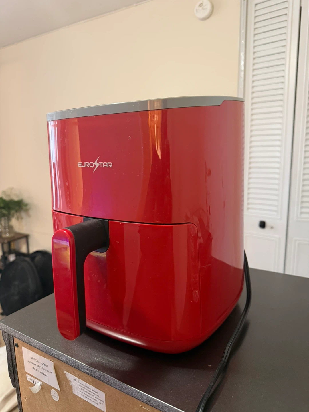 Eurostar Red Air Fryer - photo 2