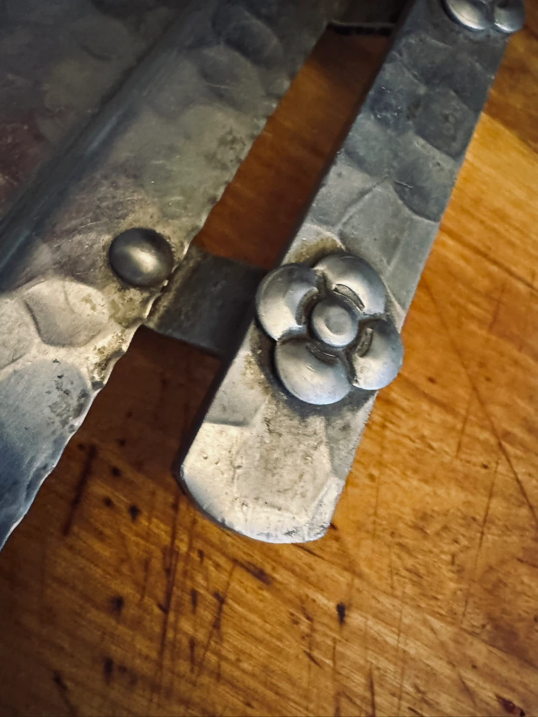 Antique Hand Forged Aluminum Serving Tray / Floral Embossing - photo 4