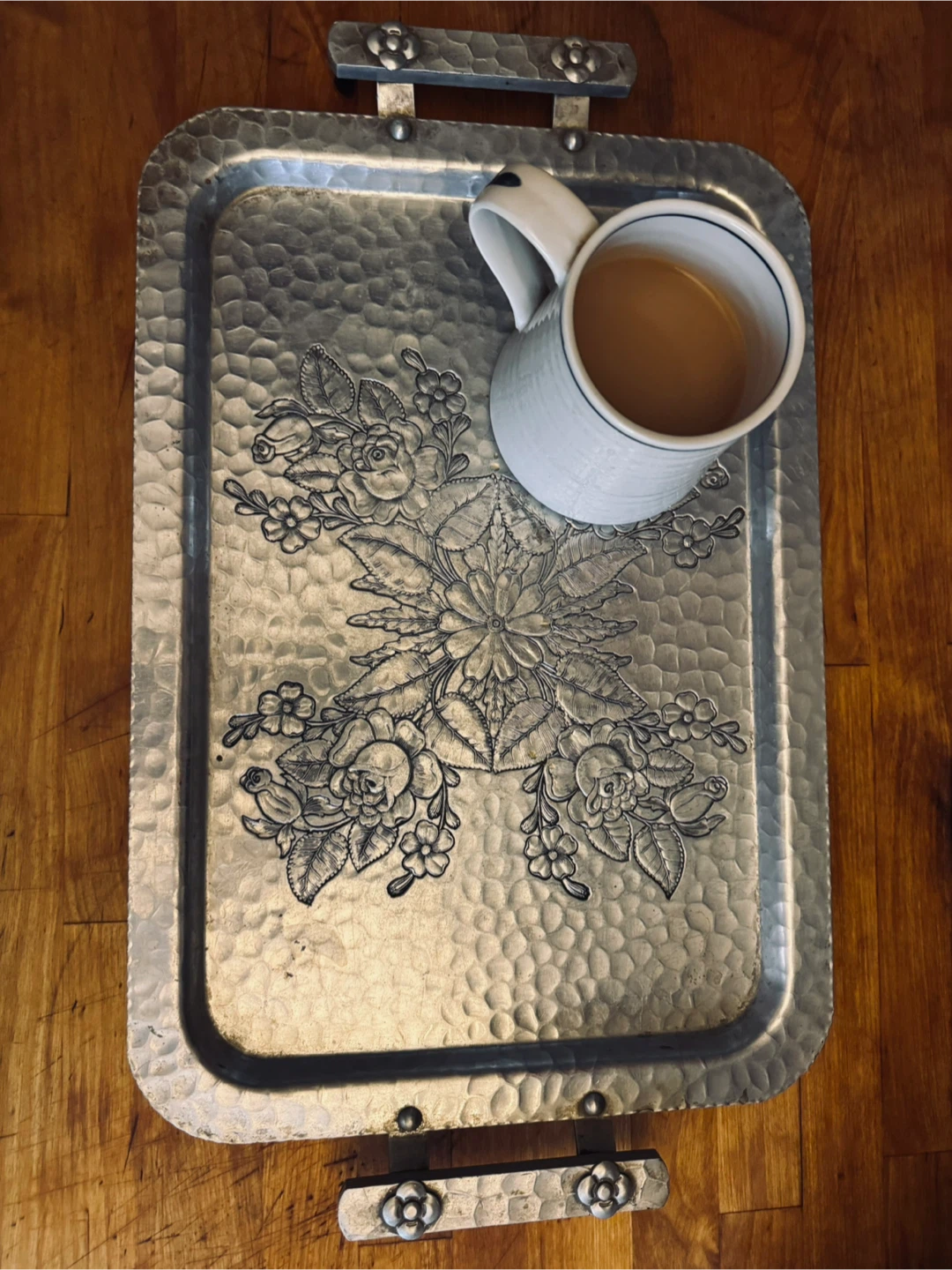 Antique Hand Forged Aluminum Serving Tray / Floral Embossing - photo 2