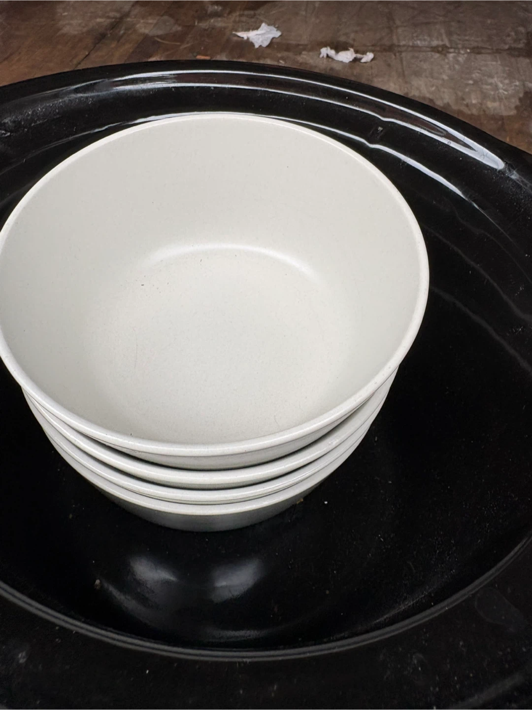 Set of 5 Grey Dinner Plates and 3 Bowls - photo 3