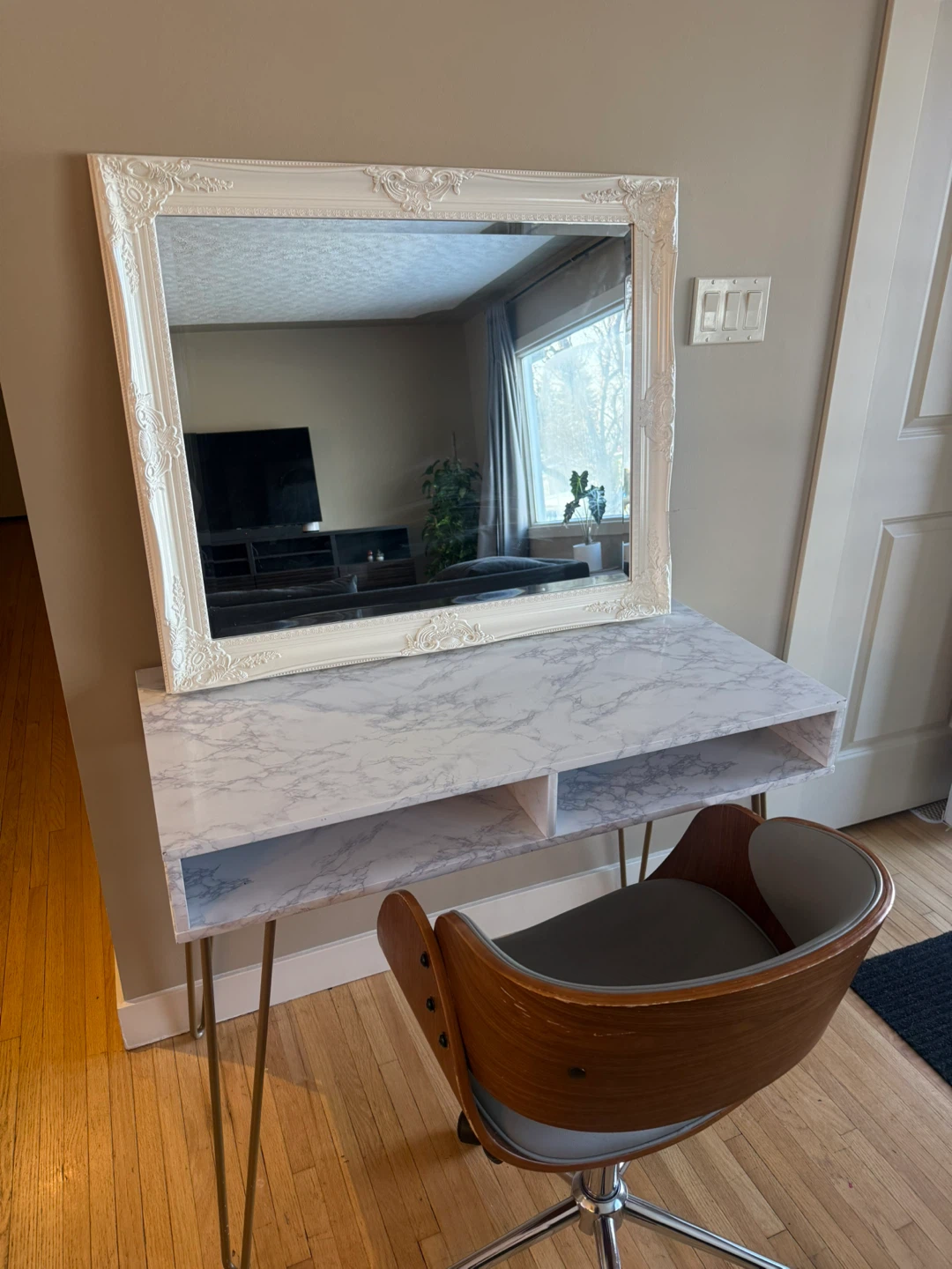 Decorative White Wall Mirror