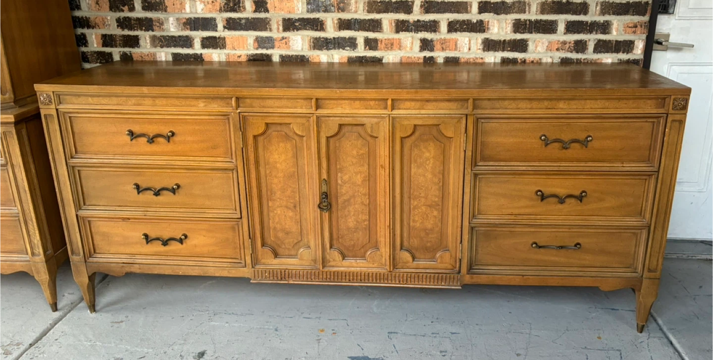 American of Martinsville dresser 76” - photo 2