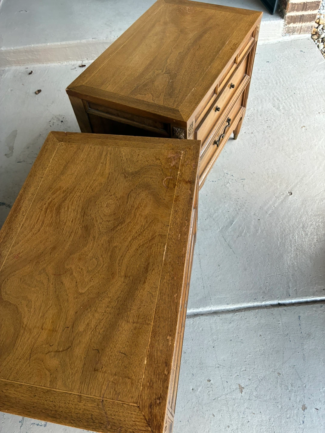 MCM pair of nightstands - photo 5
