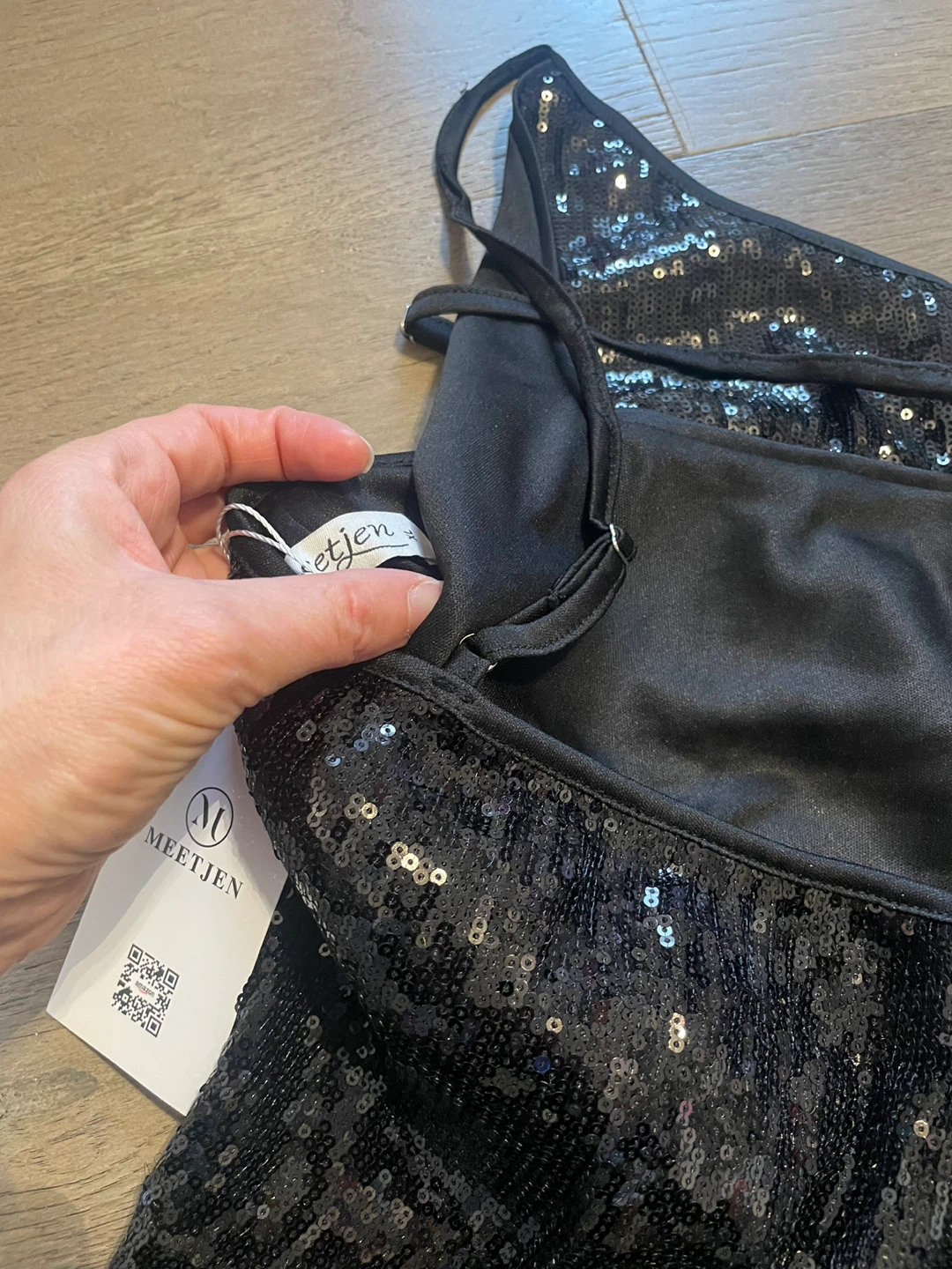 NEW! Stunning Black Sequin Dress - photo 2