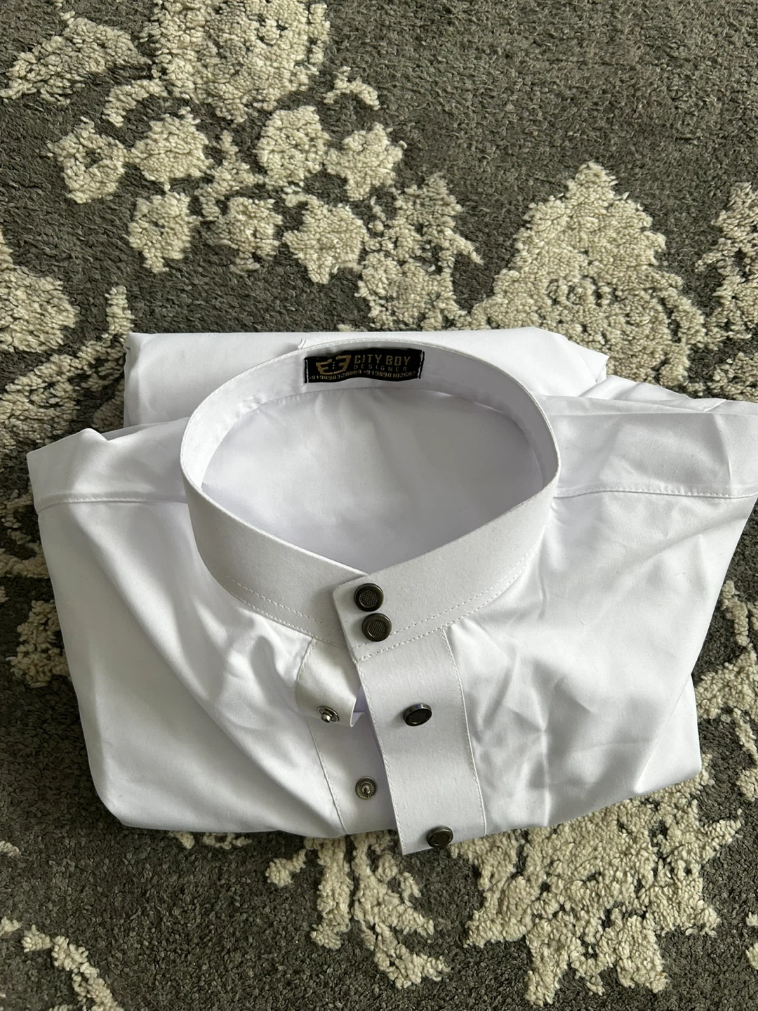 * New * Cream Thobe / Jubba with Black and White Pocket Detail - photo 3