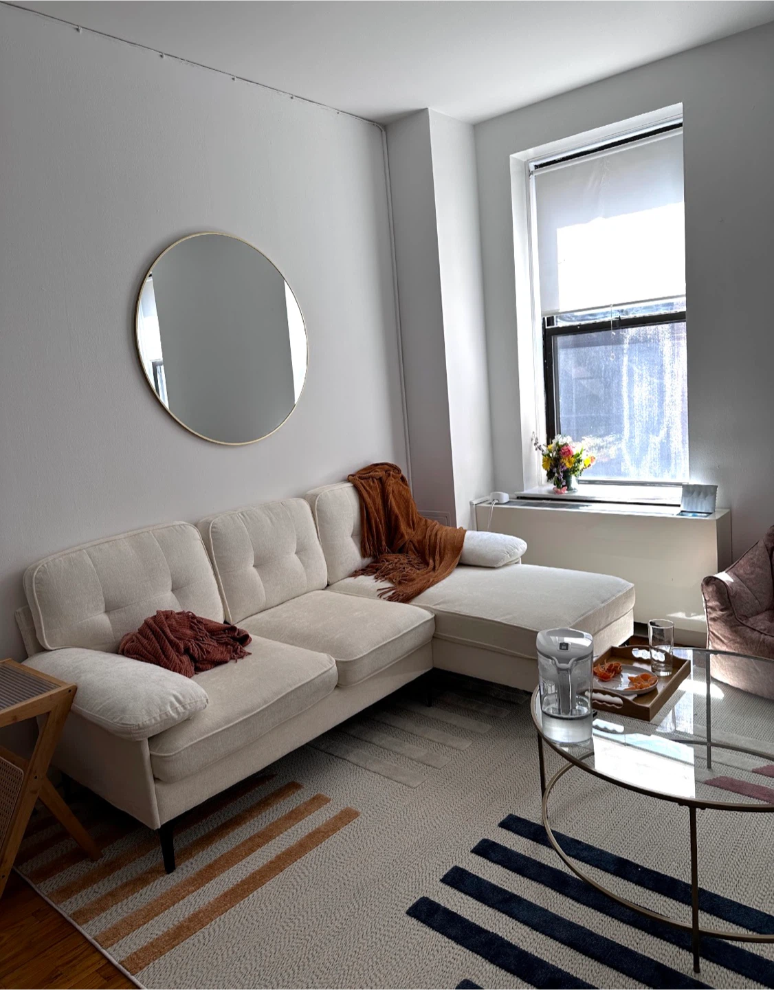 Cream Upholstered Sectional Sofa - photo 2
