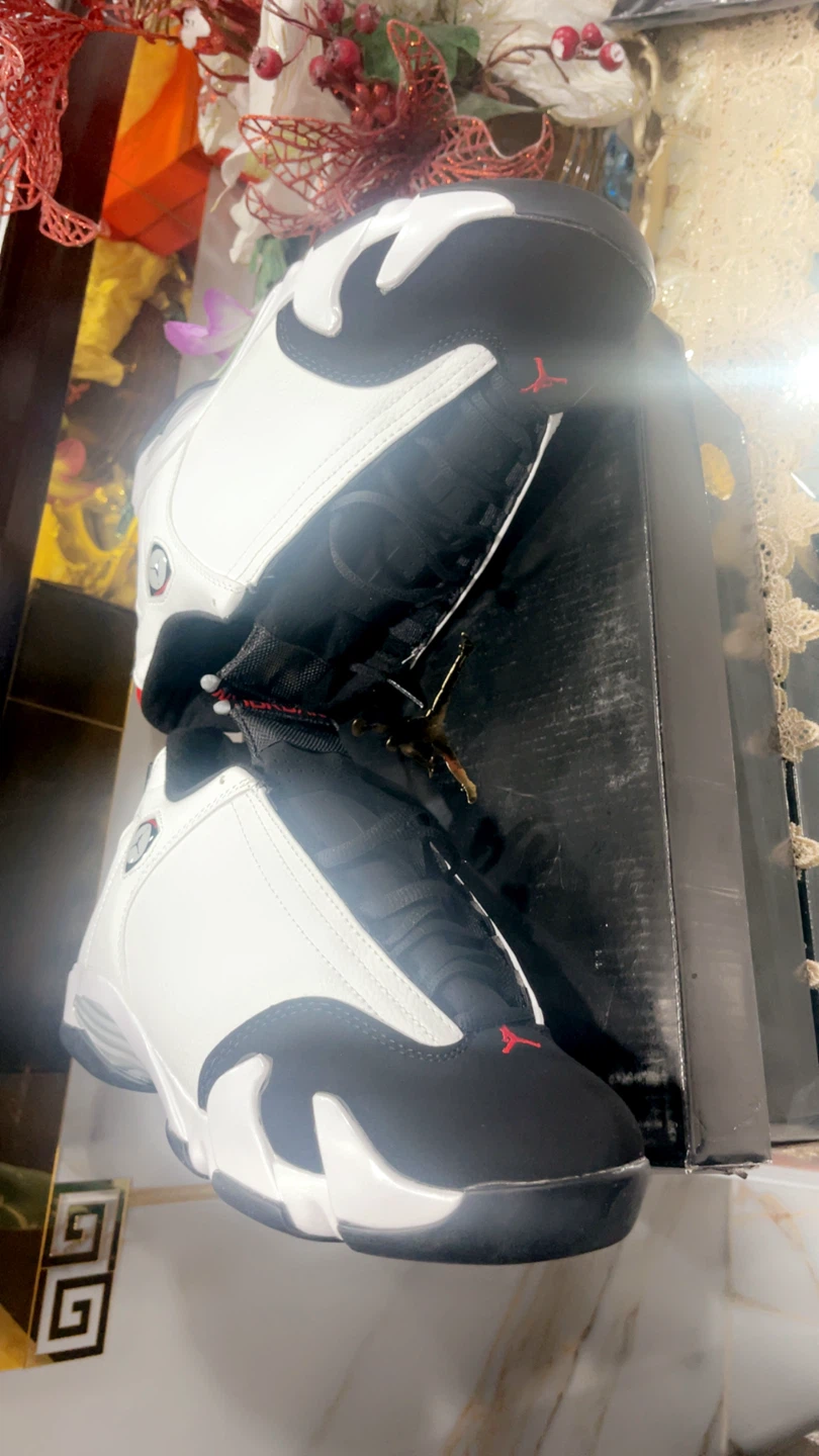 Air Jordan 14 Retro White Black Red - photo 4