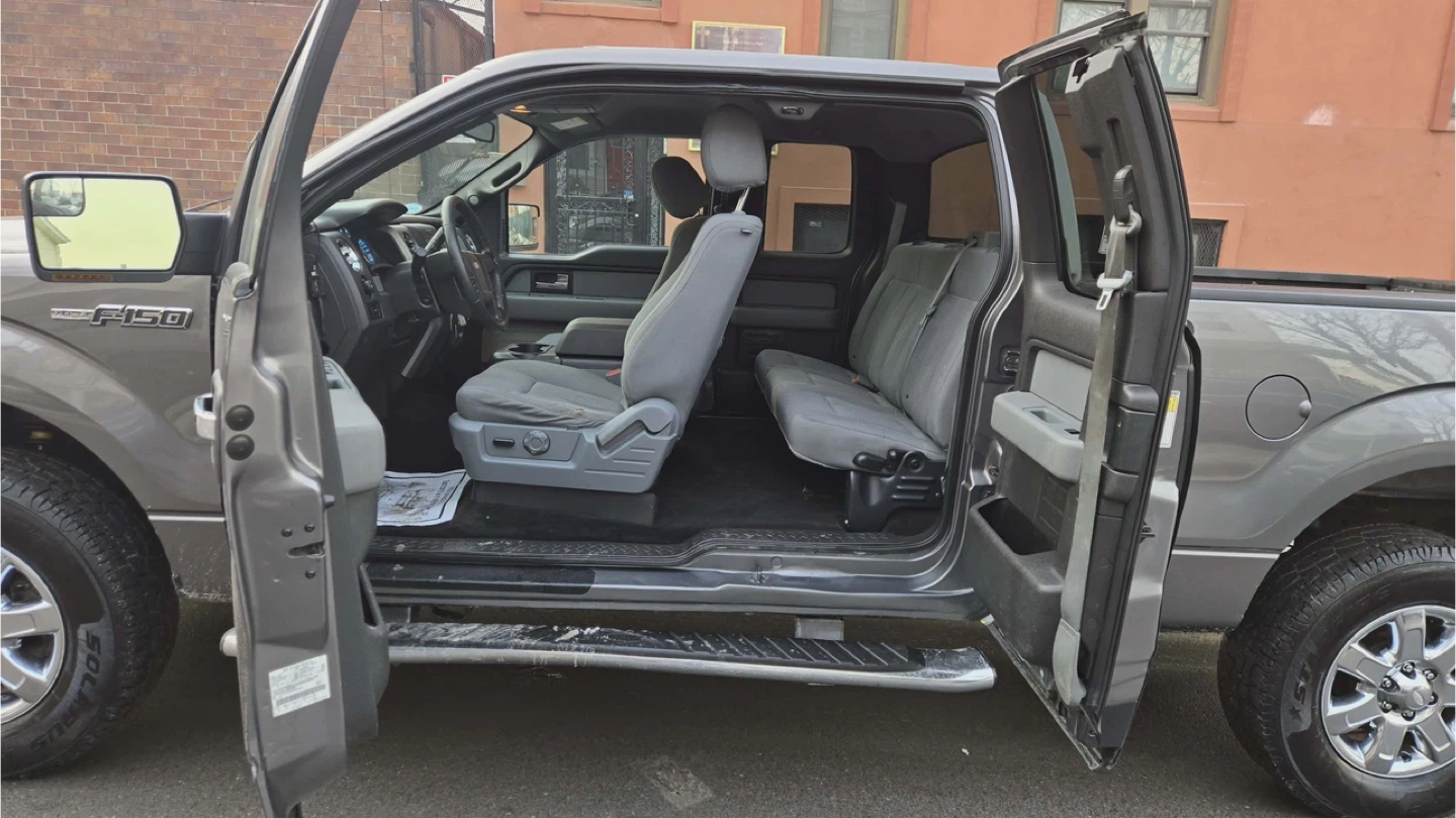 2013 Ford F-150 XLT 4x4 Crew Cab Pickup Truck - photo 5