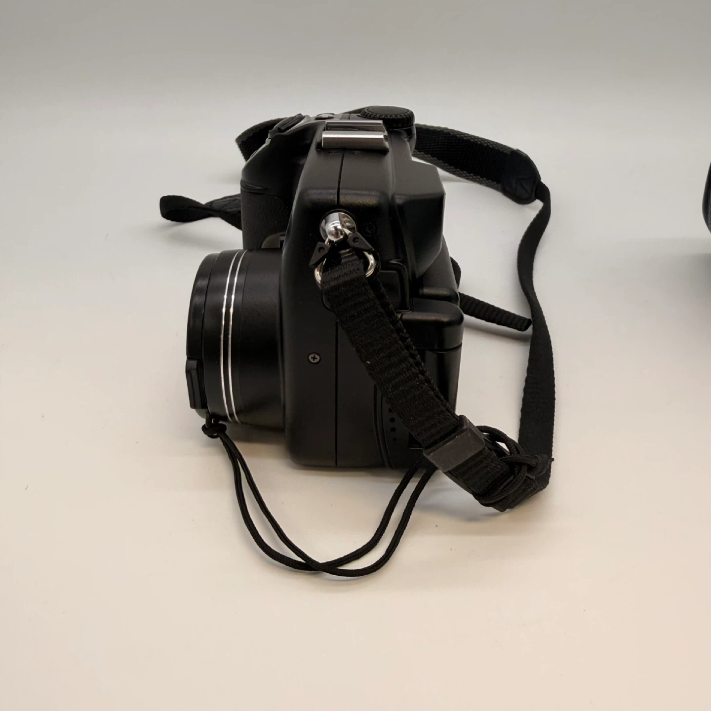 Nikon Coolpix 5000 Digital Camera With Case Batteries - photo 3