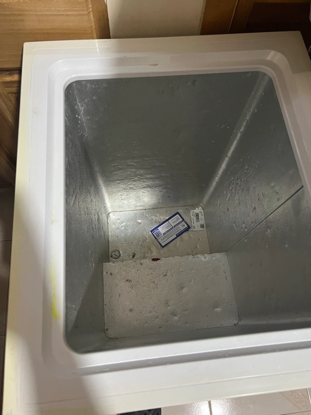 White Chest Freezer - photo 3