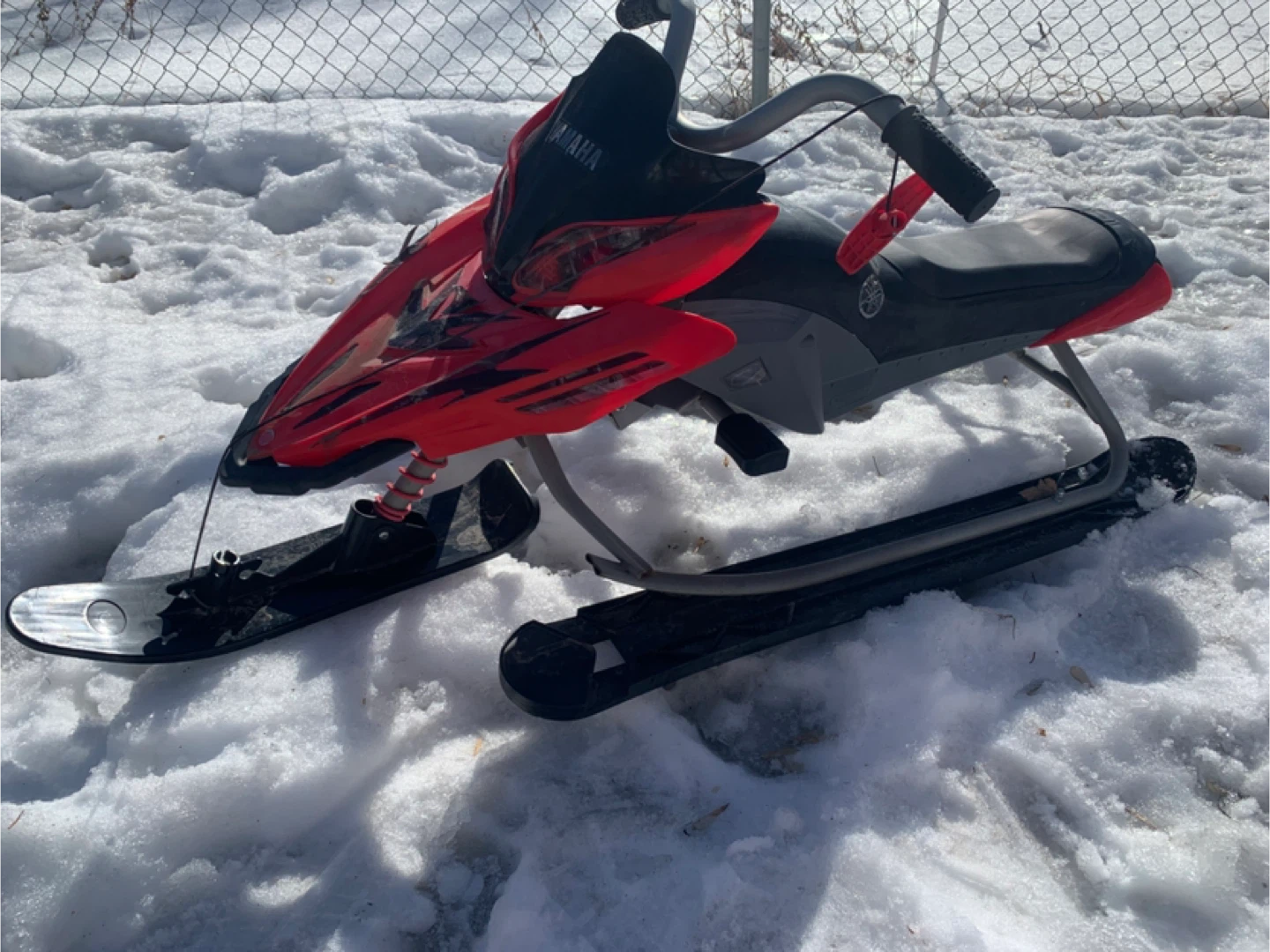 Yamaha Red Kids Snowmobile Toy - photo 2
