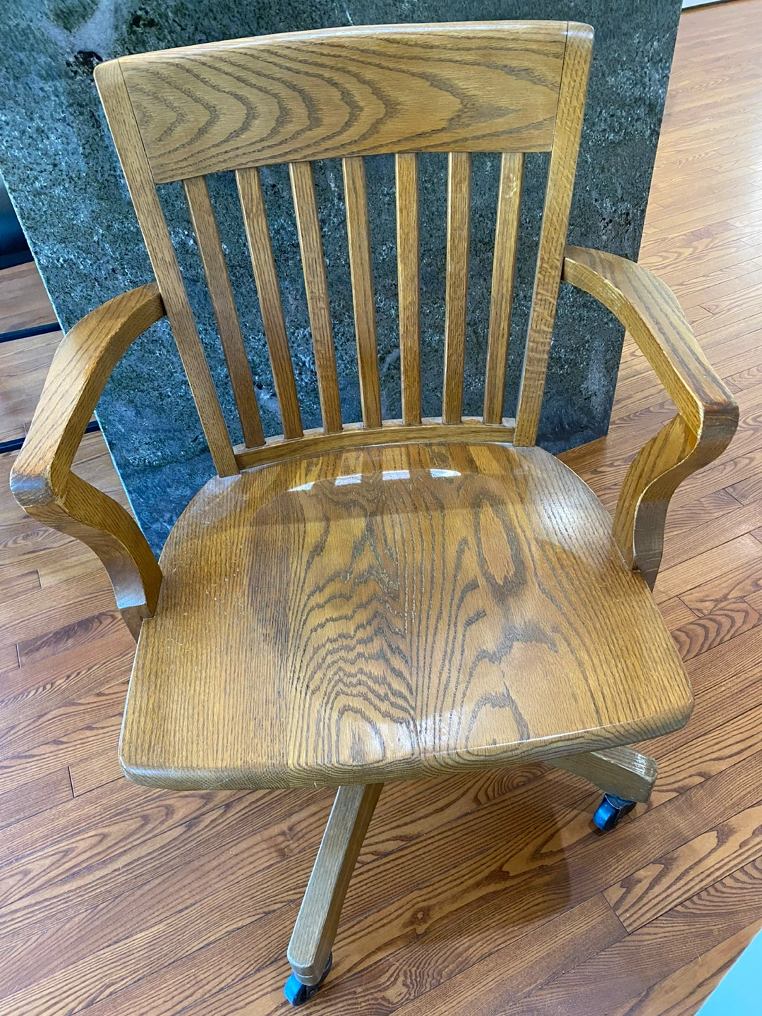 Vintage Oak Swivel Office Chair - photo 2