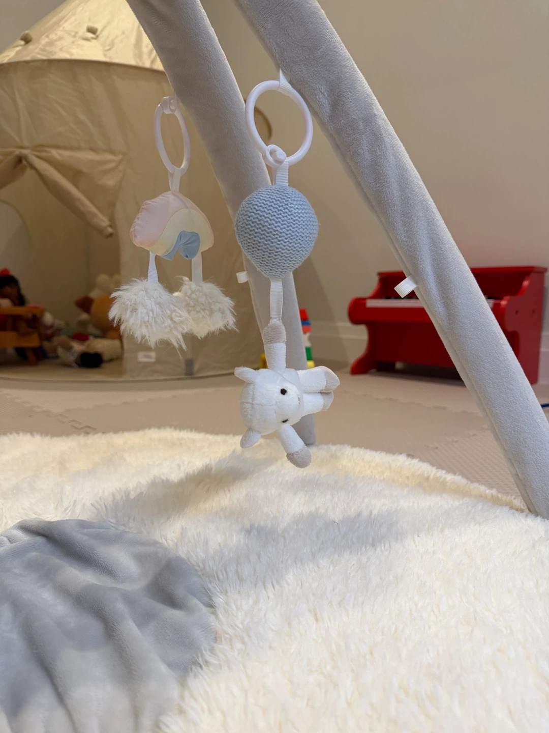 Pottery Barn Kids Light-Up & Musical Activity Play Gym - photo 4