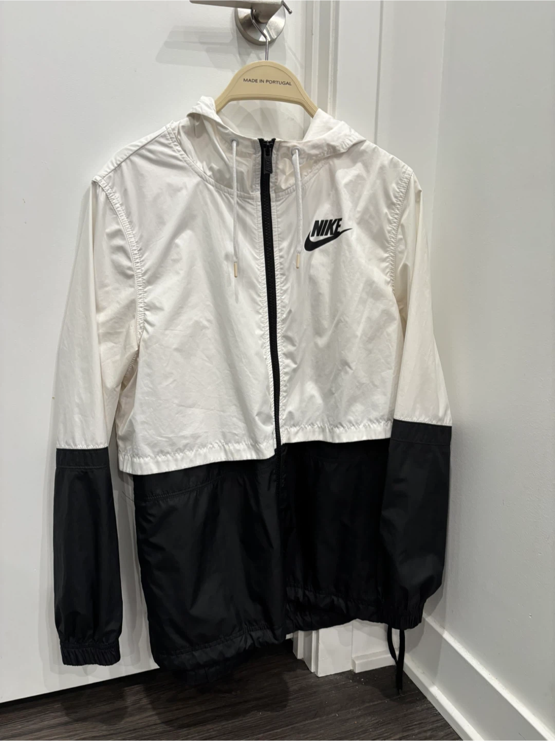 Nike Windbreaker Jacket Size S