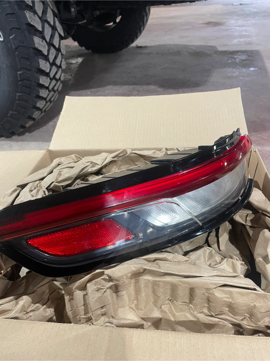 jeep grand cherokee tail lights - photo 4
