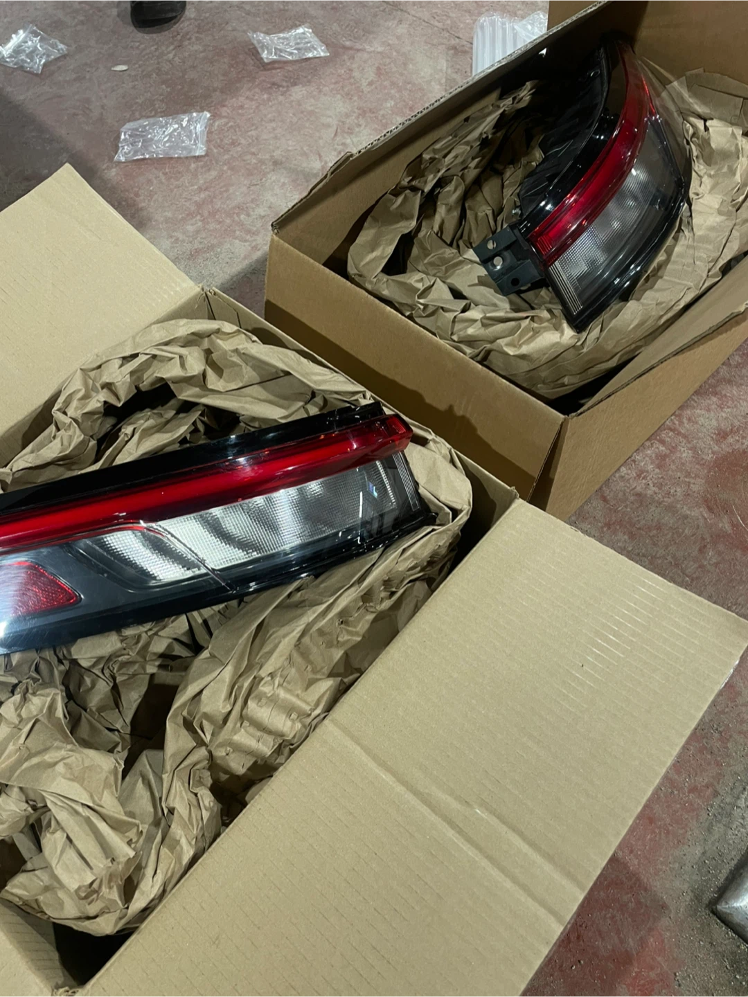 jeep grand cherokee tail lights