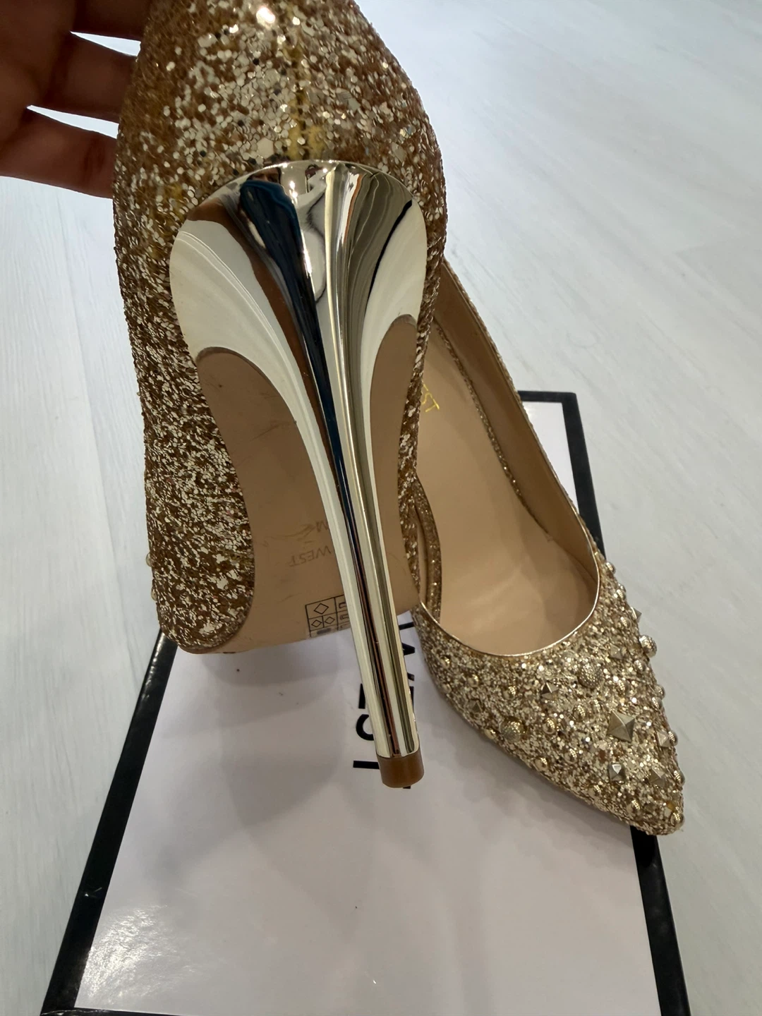 Nine West Gold Glitter Stiletto Heels - Size 8M - photo 3