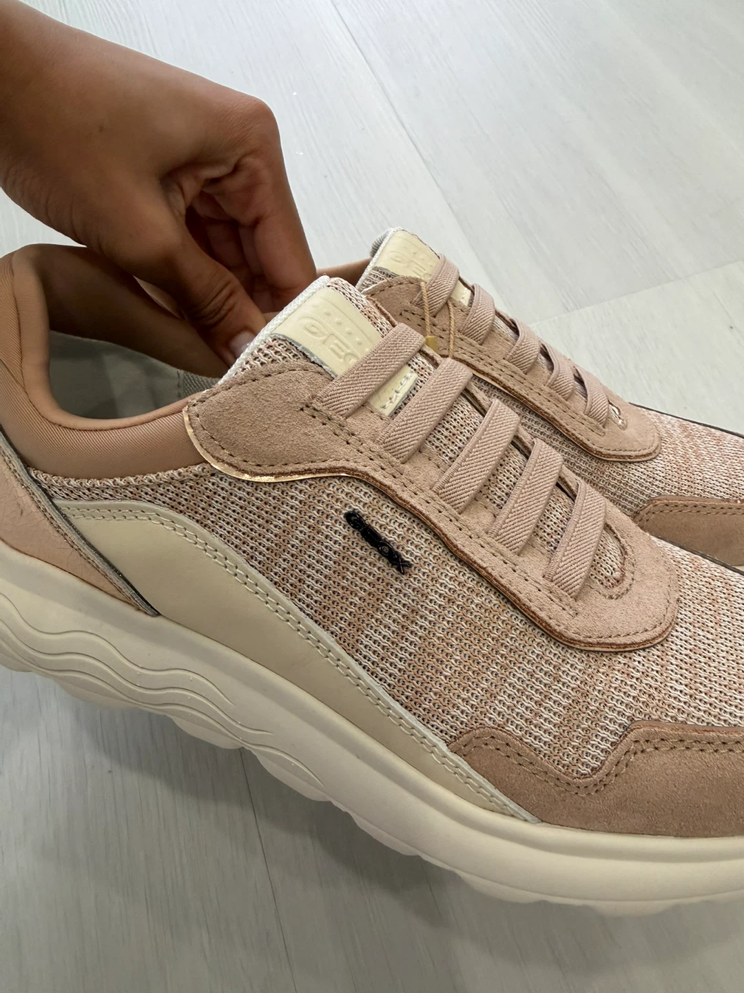 Geox Women's Pink "Spheric" Sneakers 7/7.5 - photo 3