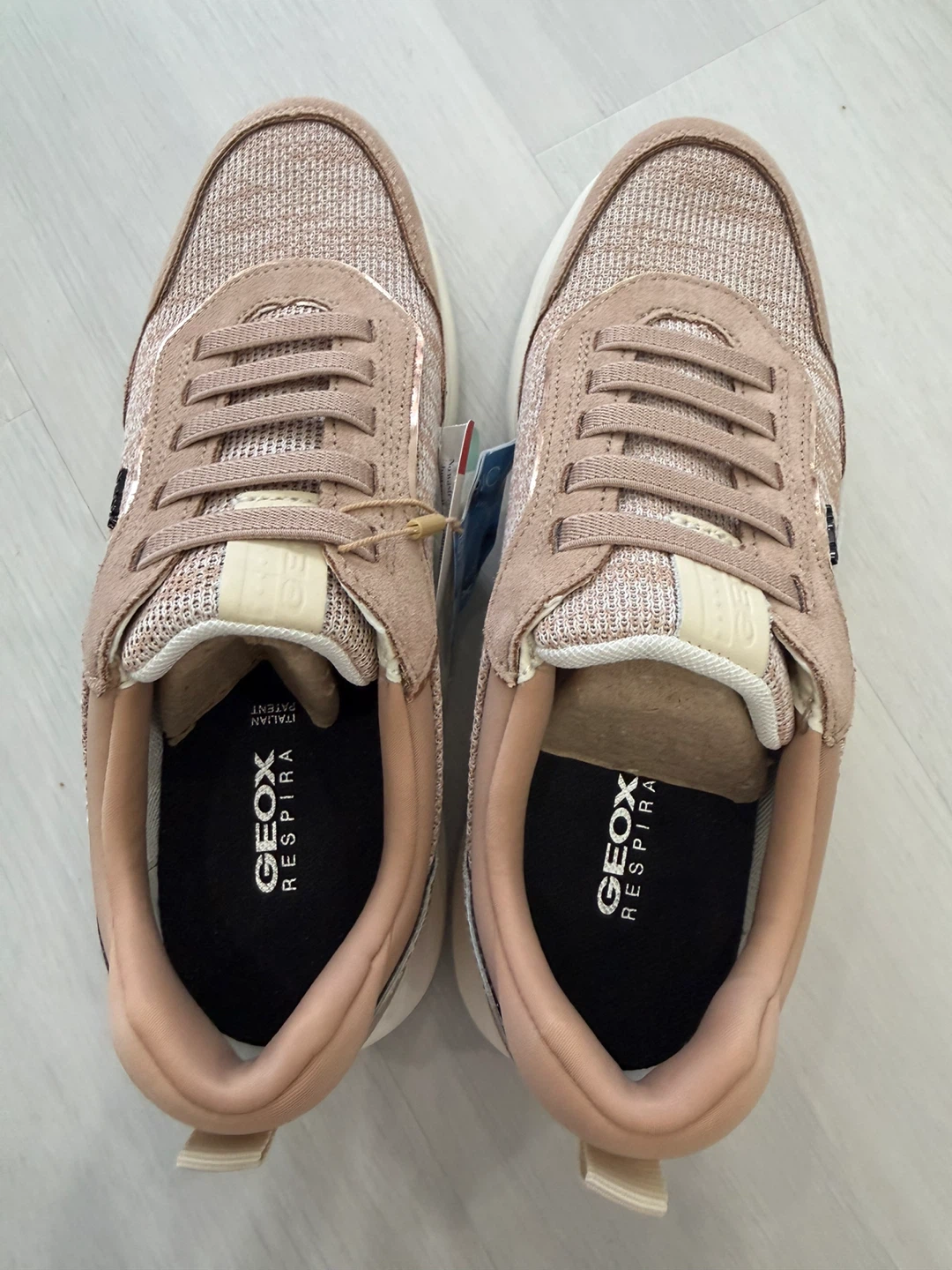 Geox Women's Pink "Spheric" Sneakers 7/7.5 - photo 2