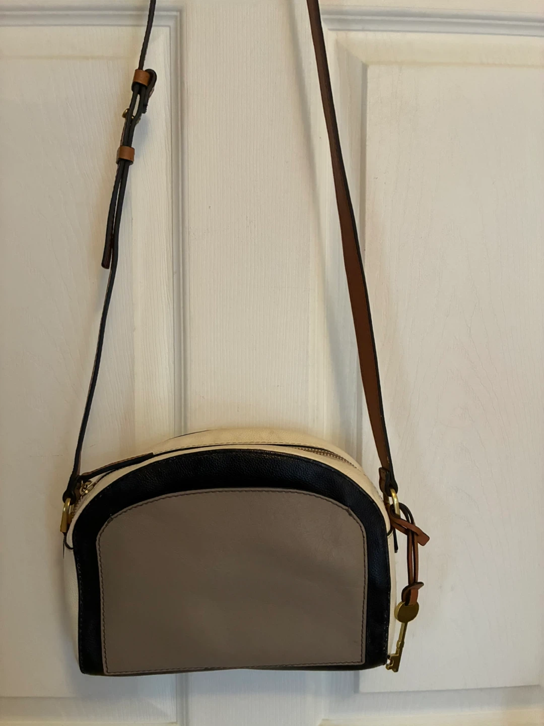 Fossil Leather Crossbody Bag - photo 2