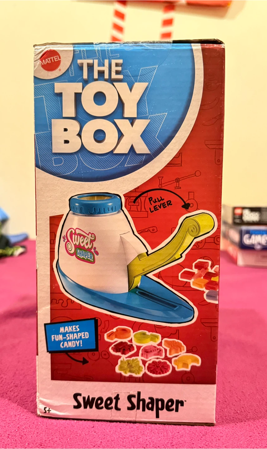 Sweet Shaper Candy Toy Box by Mattel - photo 3
