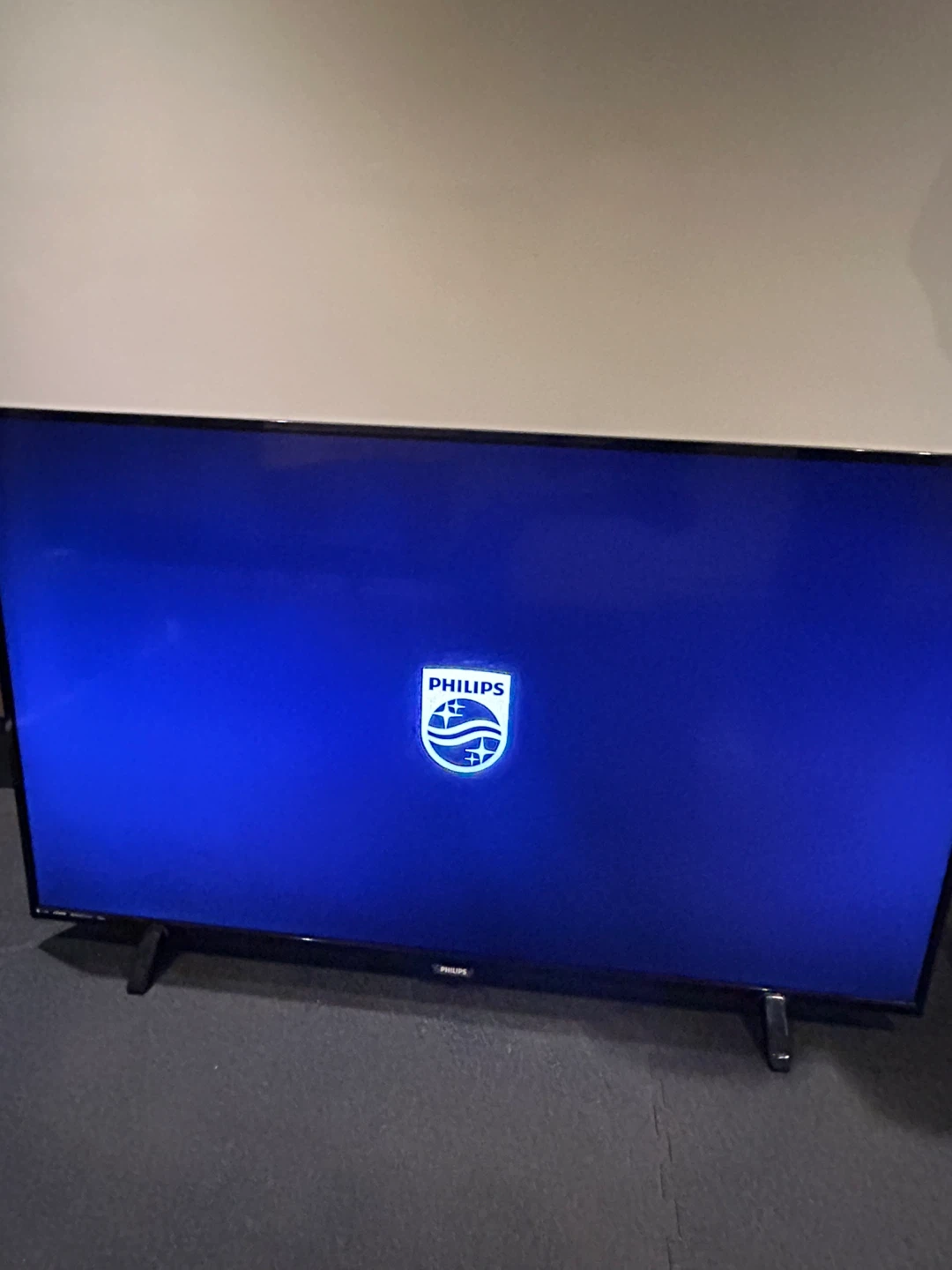 PHILLIPS 55” Smart 4K UltraHDTV | 5000 Series - photo 2