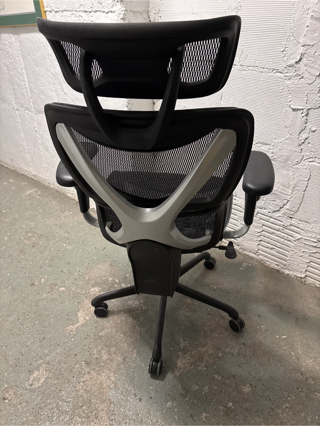 Ergonomic Mesh Office Chair with Headrest - photo 2