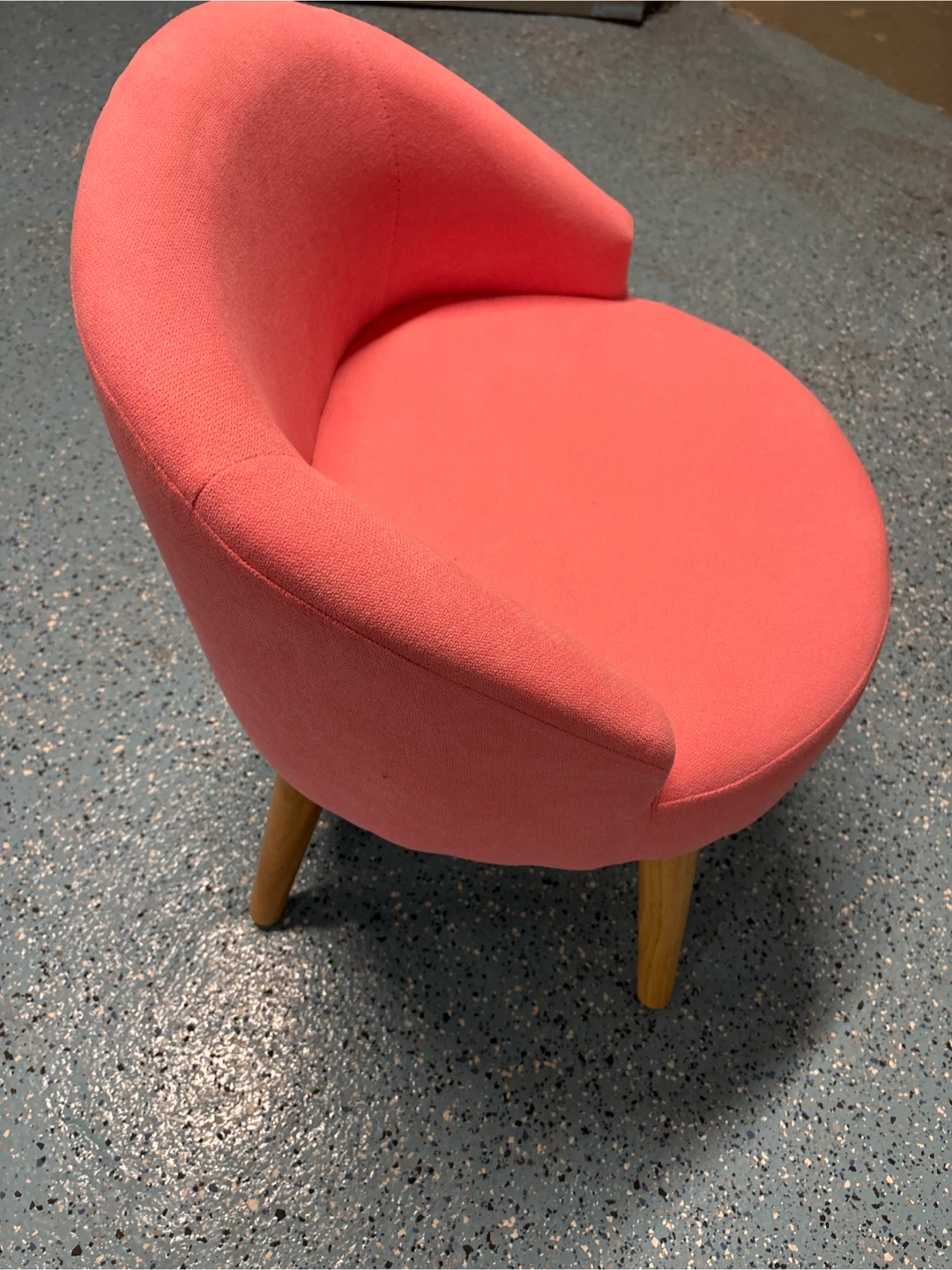 Pink Accent Chair with Wooden Legs - photo 3