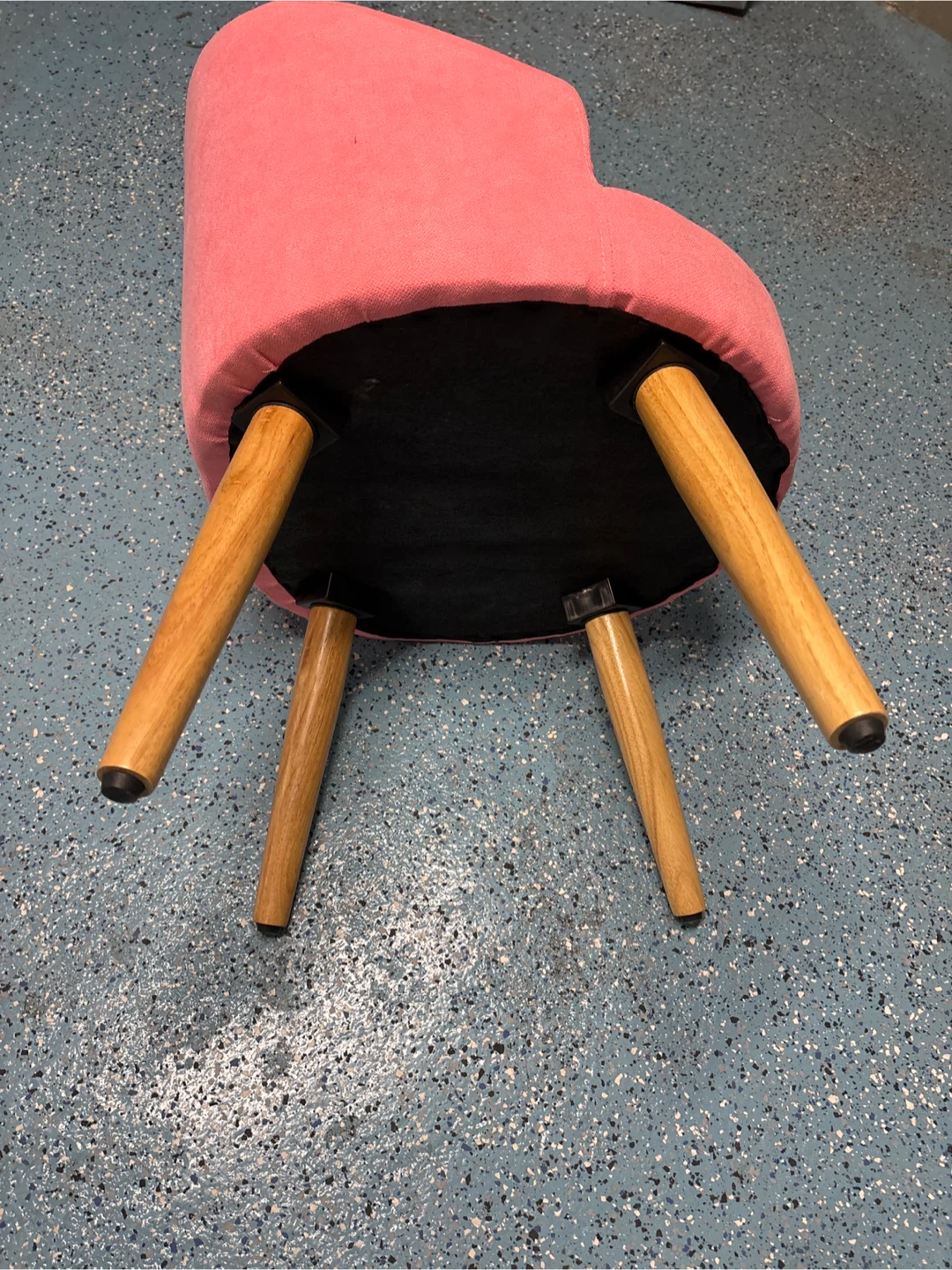 Pink Accent Chair with Wooden Legs - photo 4