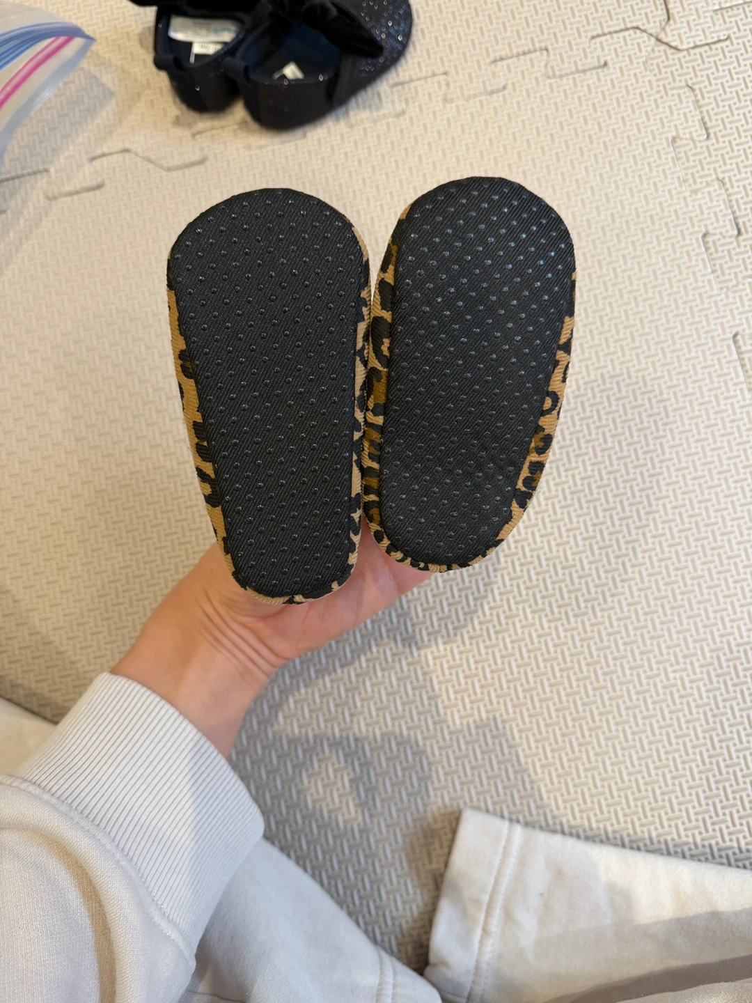 Baby girl flats - brand new - photo 5