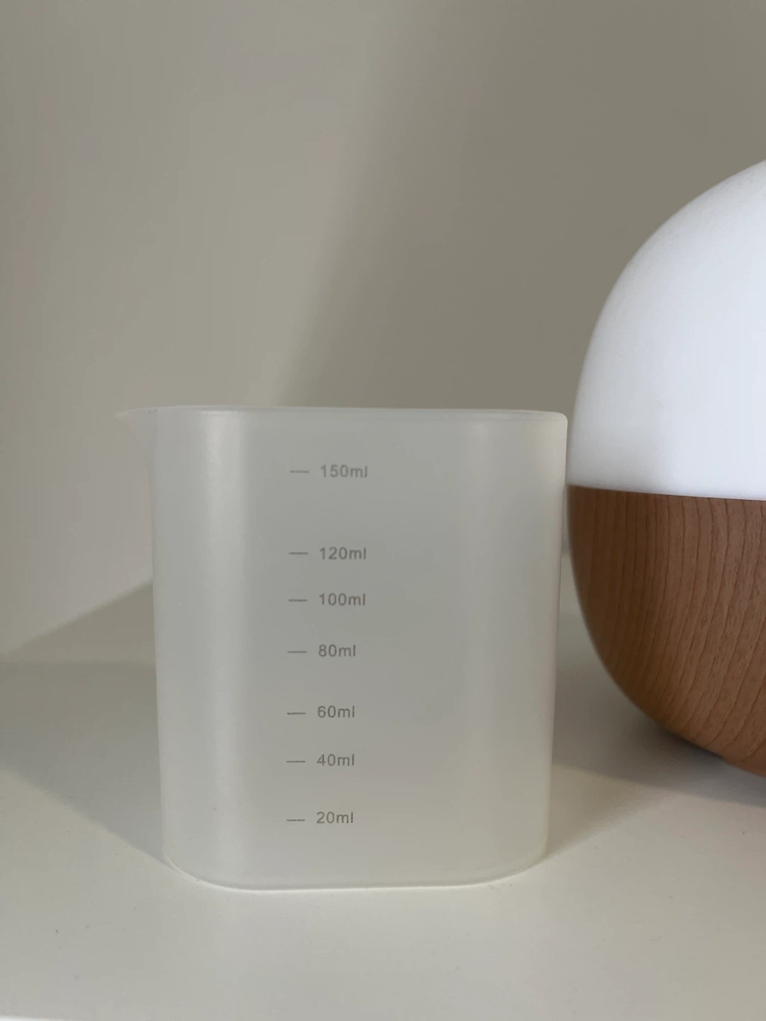 Essential Oil Diffuser with Wood Base - photo 3