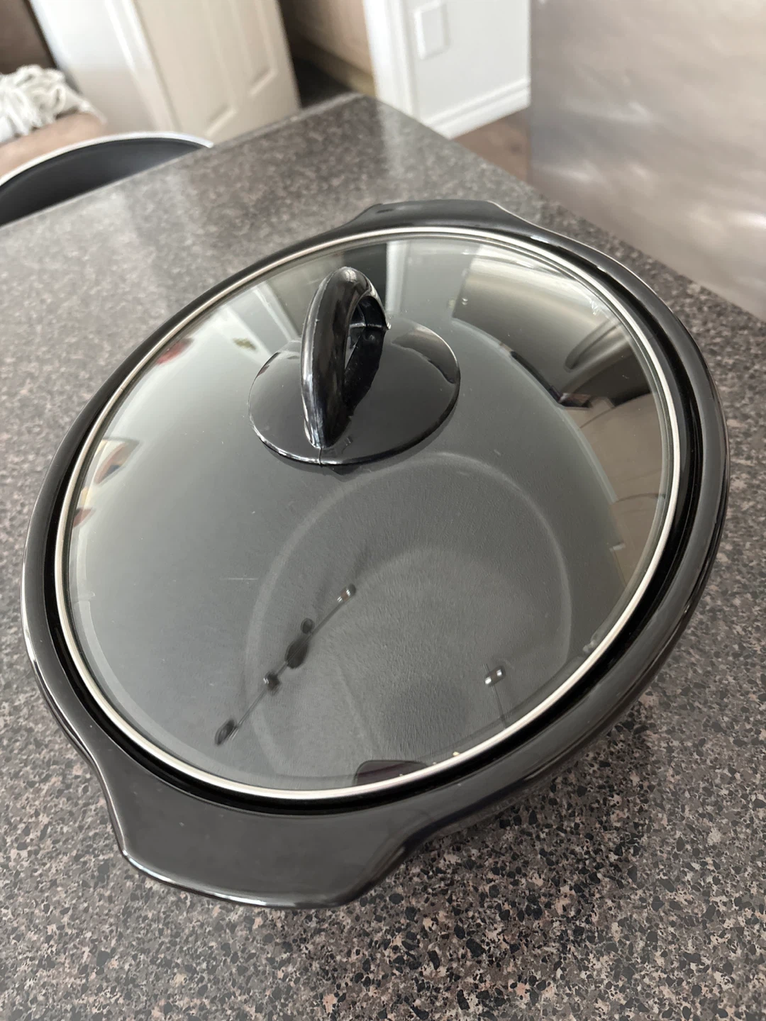 Black Slow Cooker with Glass Lid