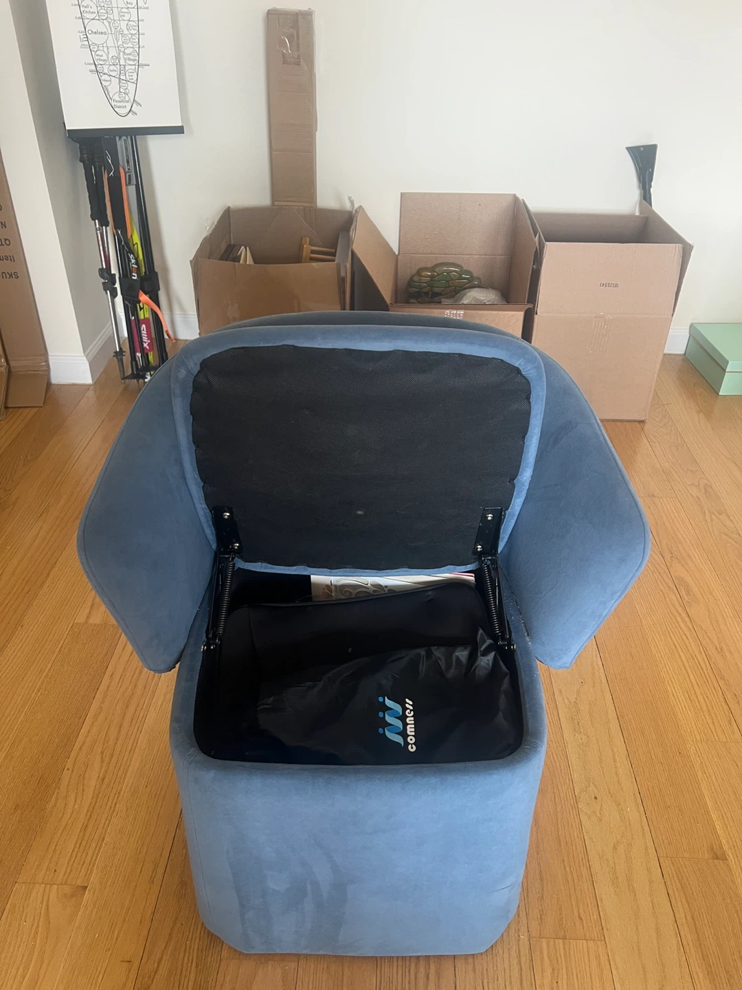 Accent chair with storage - photo 3