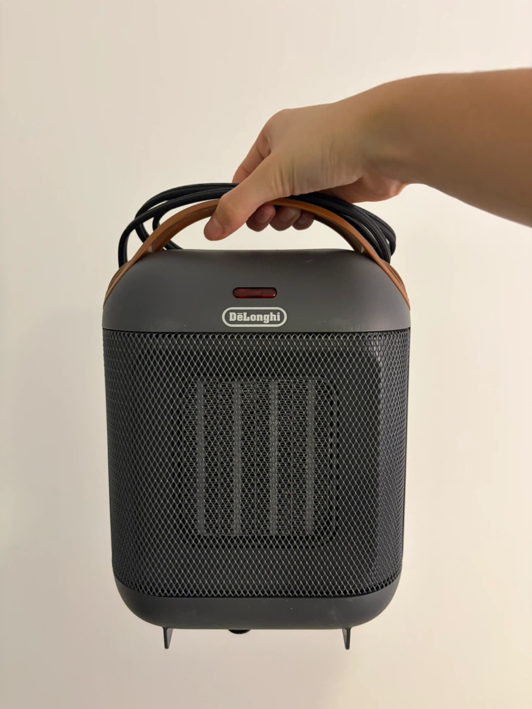 DeLonghi Capsule Ceramic Heater - photo 2