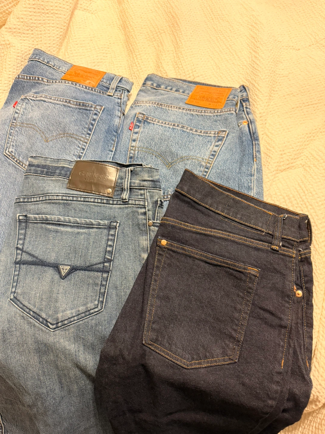 Bundle of 4 Pairs of Men's Jeans