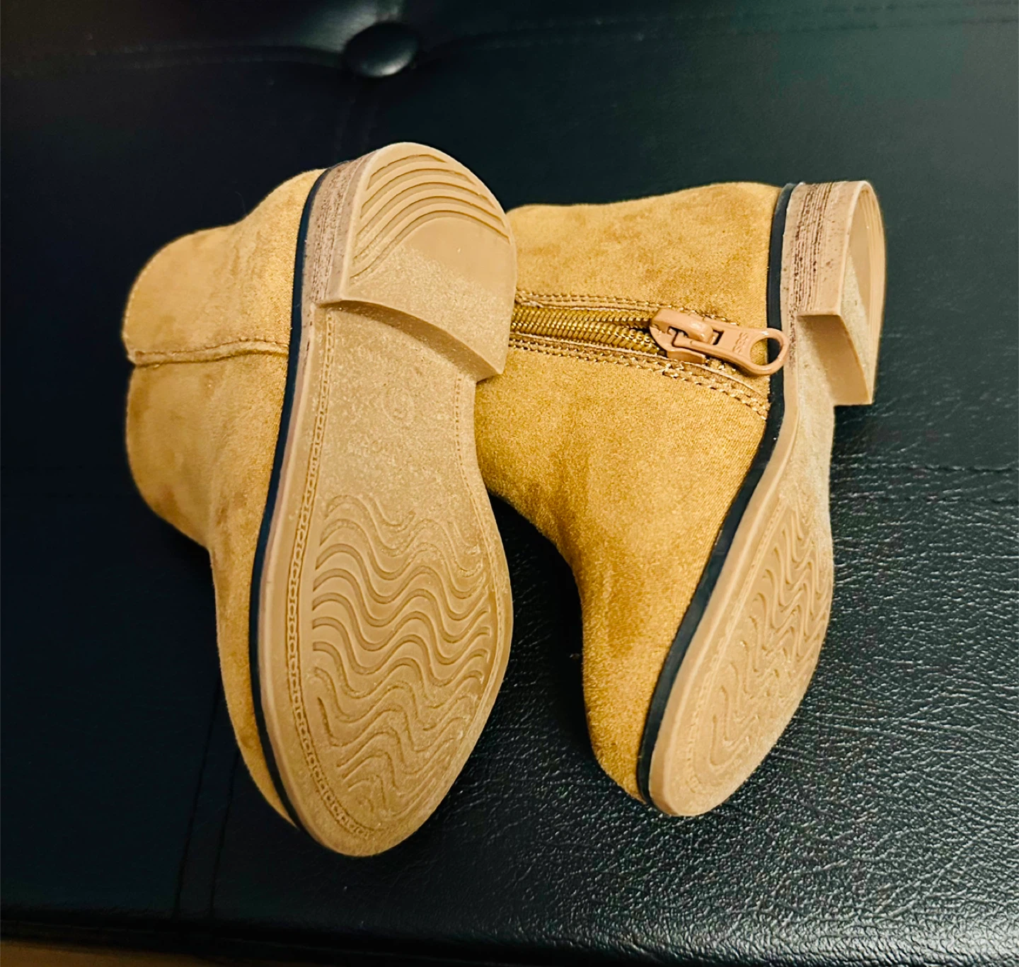 Toddler Tan Suede Ankle Boots with Zipper Size 5 - photo 3