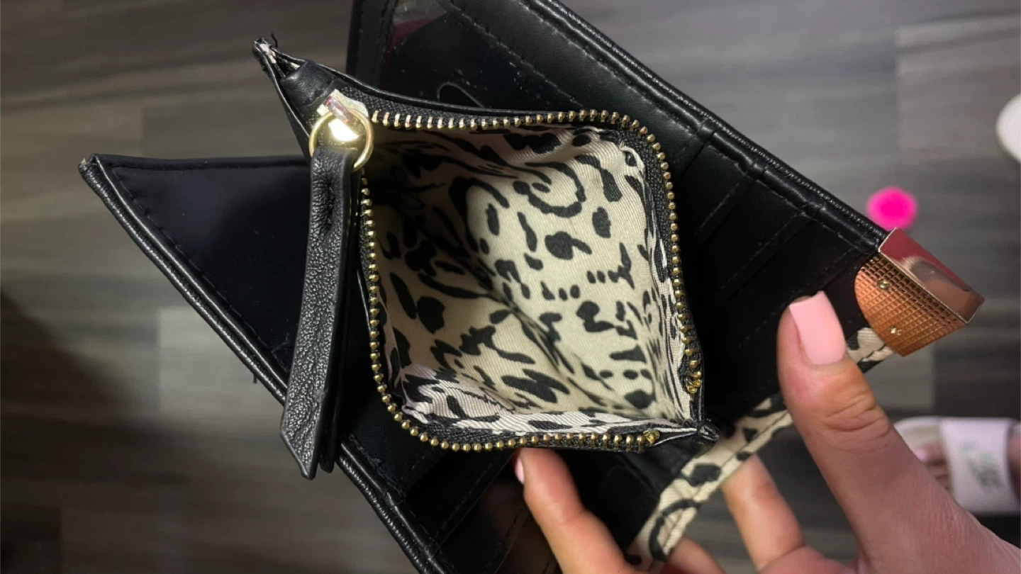 Jessica Simpson Black Faux Leather Wallet - photo 2