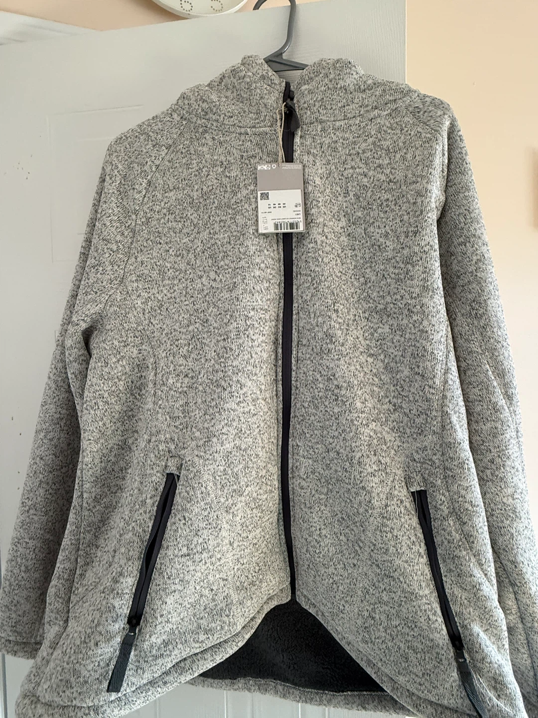 Women’s Grey Fleece Zip-Up Hoodie. Brand Mountain Warehouse
