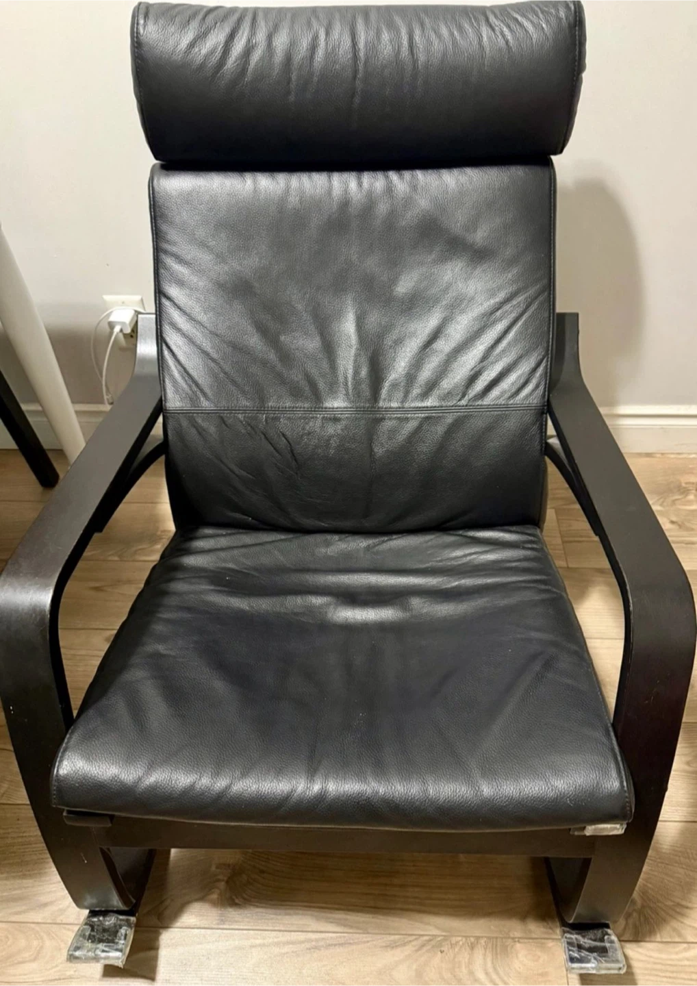 Black Leather Accent Chair - photo 2