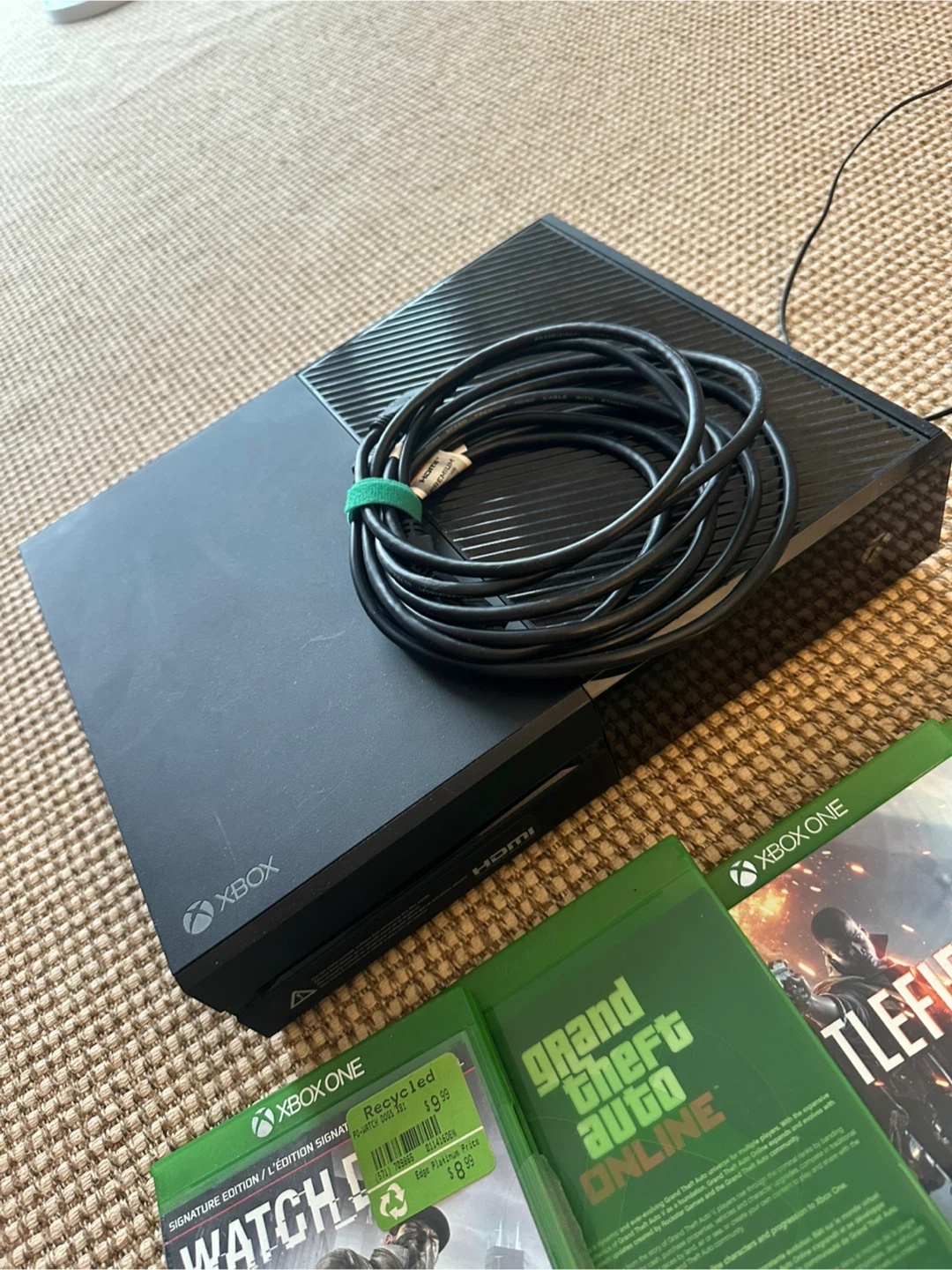Xbox One Bundle – Console, 2 Controllers, Charger & 15 Games - photo 3