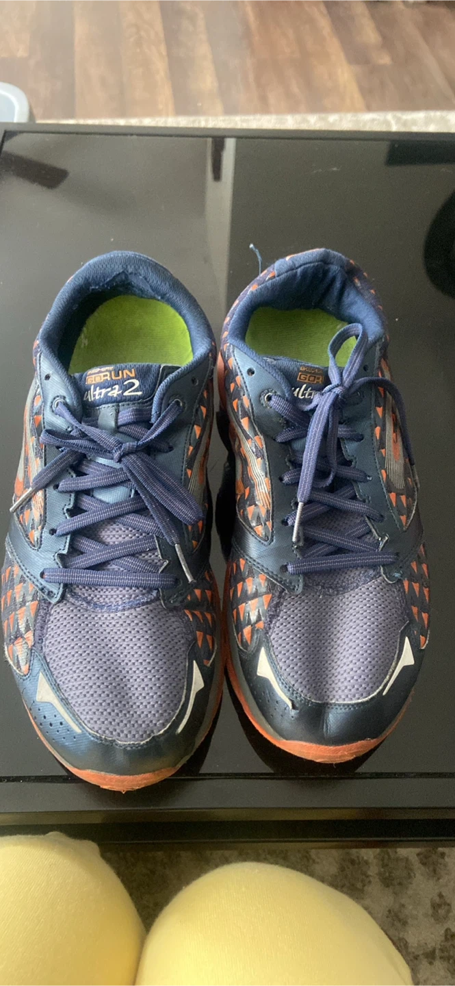 Skechers Go Run Ultra 2 Shoes size 9.5