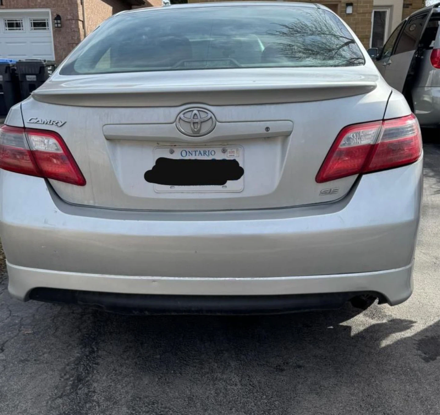 Silver Toyota Camry SE Sedan - very used and faithful - photo 2