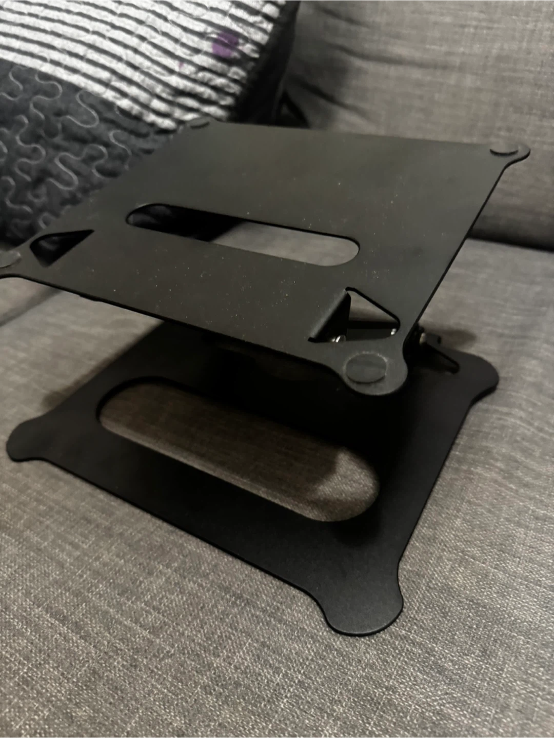 Black Metal Laptop Stand - photo 2