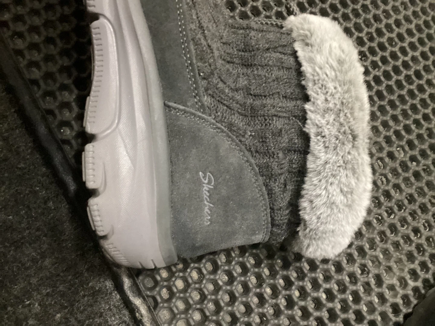 Skechers Women's Grey Knit Fur Lined Boots - photo 5