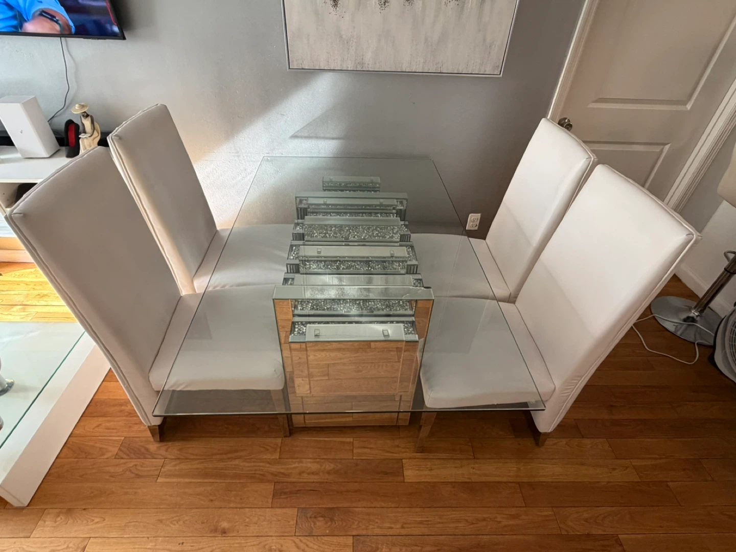 Glass Dining Table with Mirrored Pedestal Base - photo 3