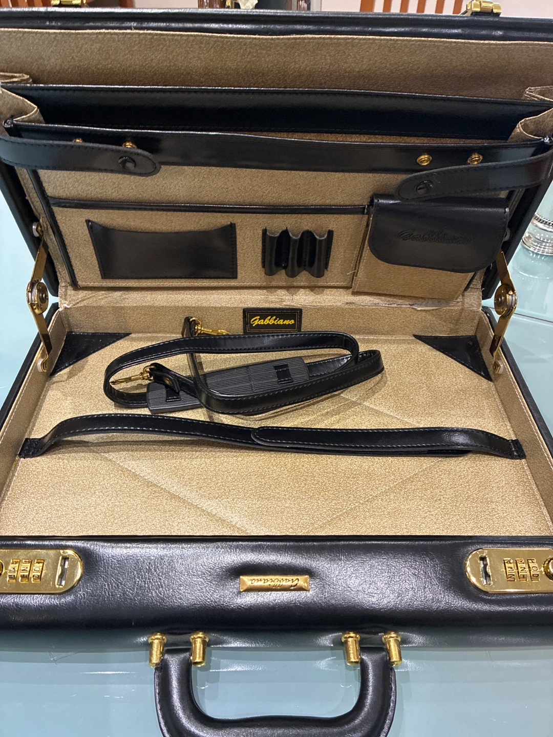 Gabbiano Black Leather Briefcase with Combination Locks - photo 5