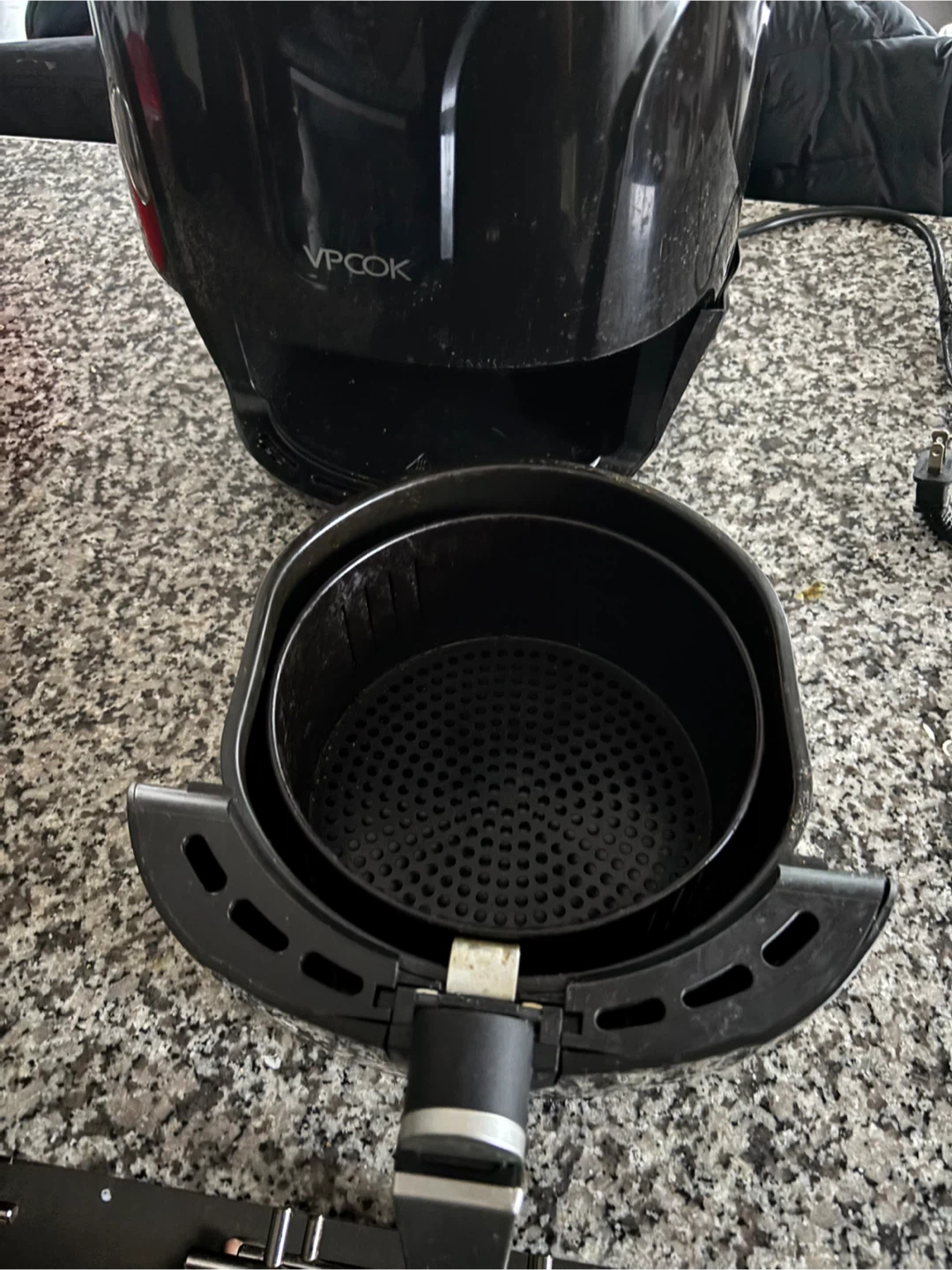 VPCOK Black Air Fryer - photo 3