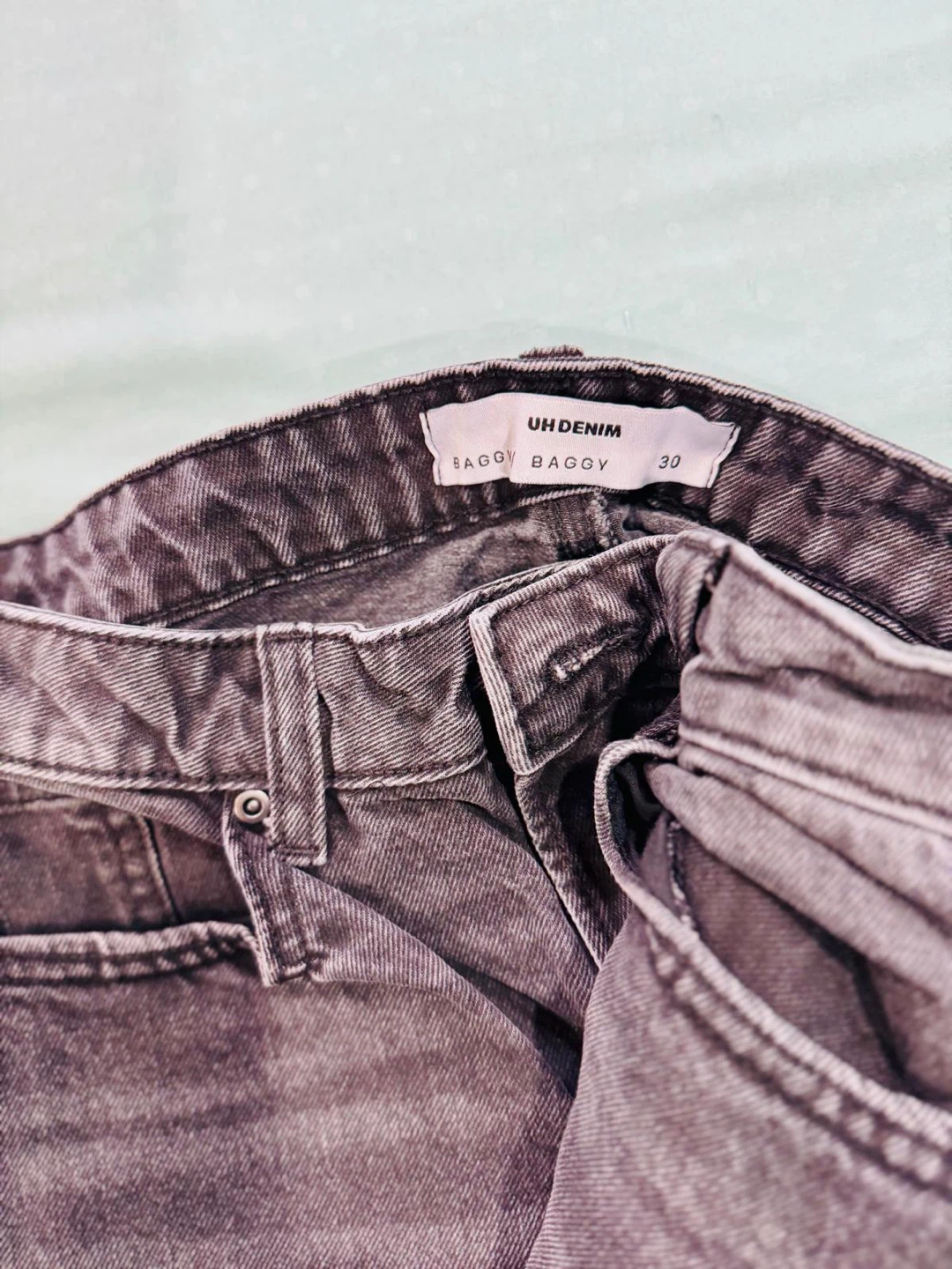 UH DENIM Baggy Jeans - Size 30