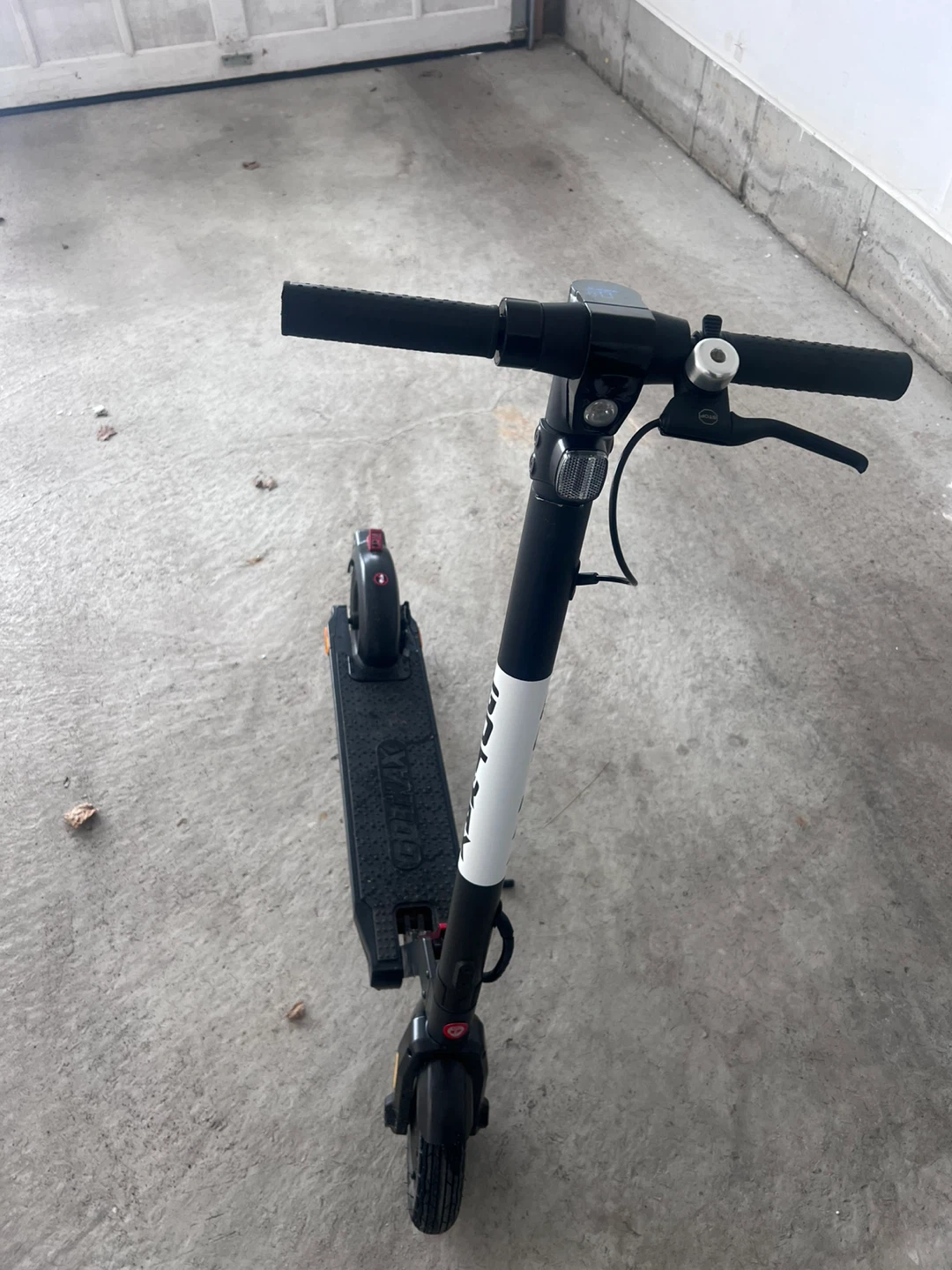 GOTRAX XR Elite Electric Scooter - photo 2